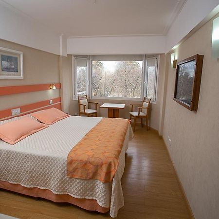 Hotel Dior Tandil Zewnętrze zdjęcie